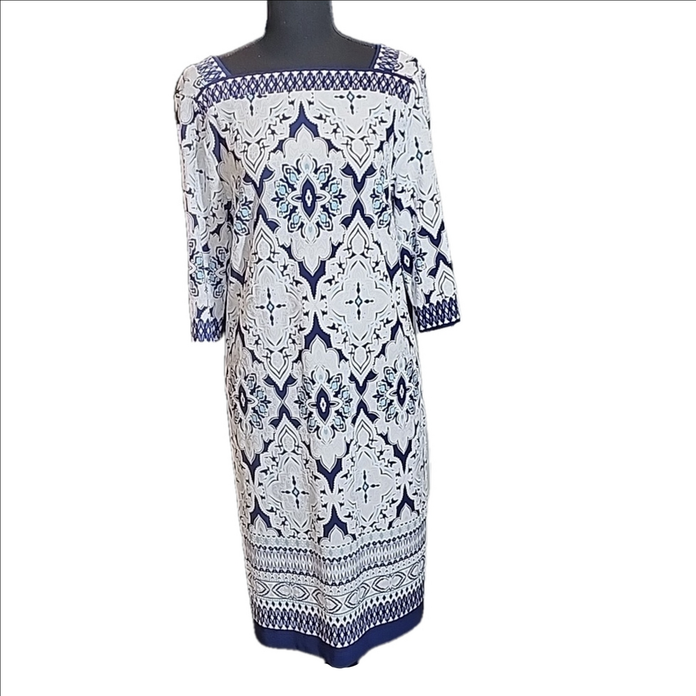 STUDIO ONE DRESS - Picture 1 of 6